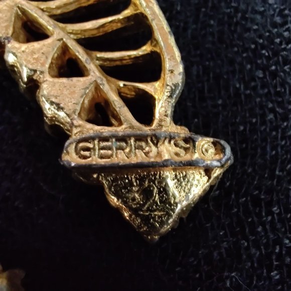 Vintage Gerrys Horseshoe Brooch Pin Faux Pearls Pink Rhinestones Chic Gold Tone - Picture 8 of 10